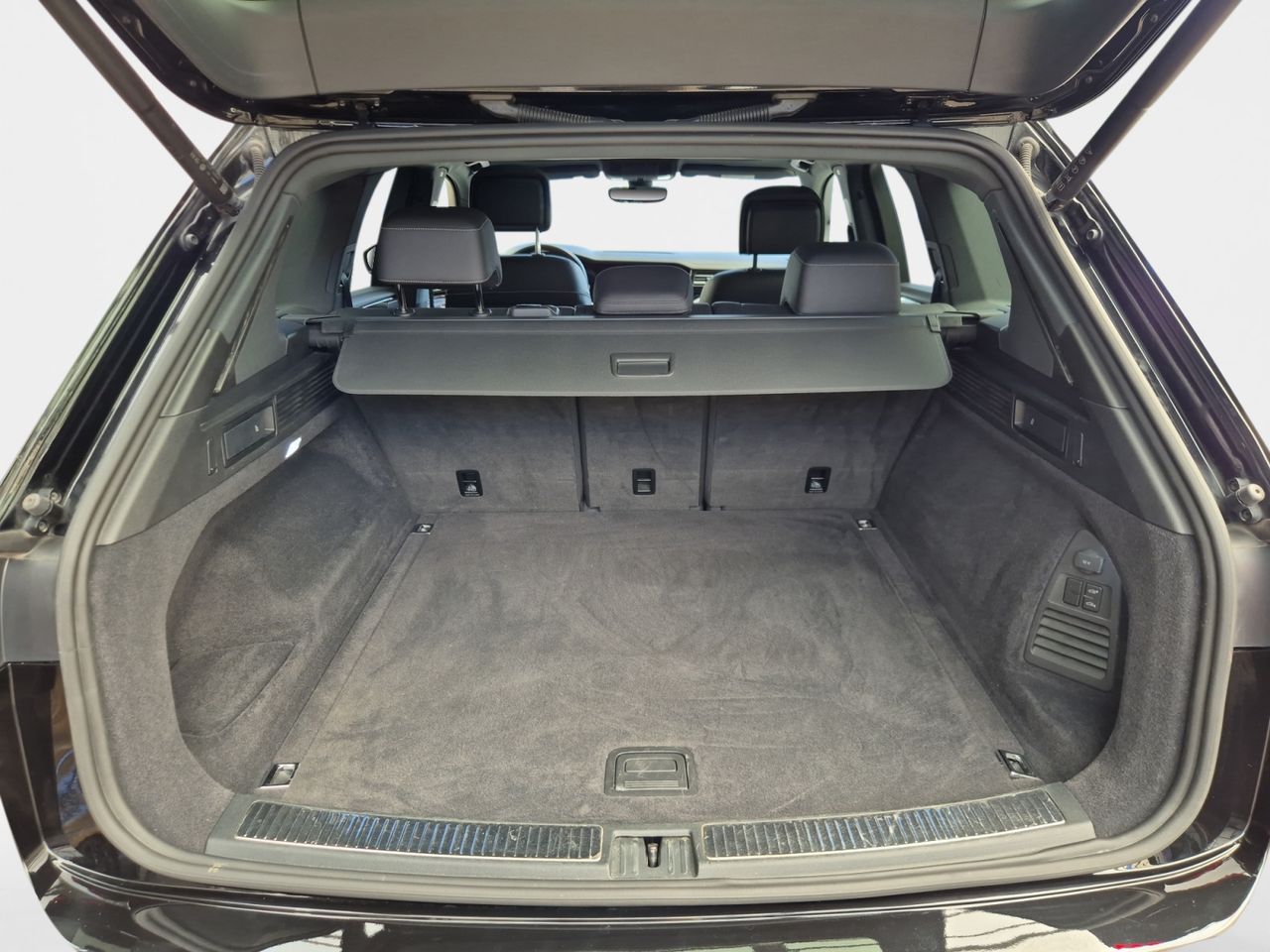 Volkswagen Touareg 3.0 Tdi 4 Motion 286 Cv Rline Tiptronic - Foto 2
