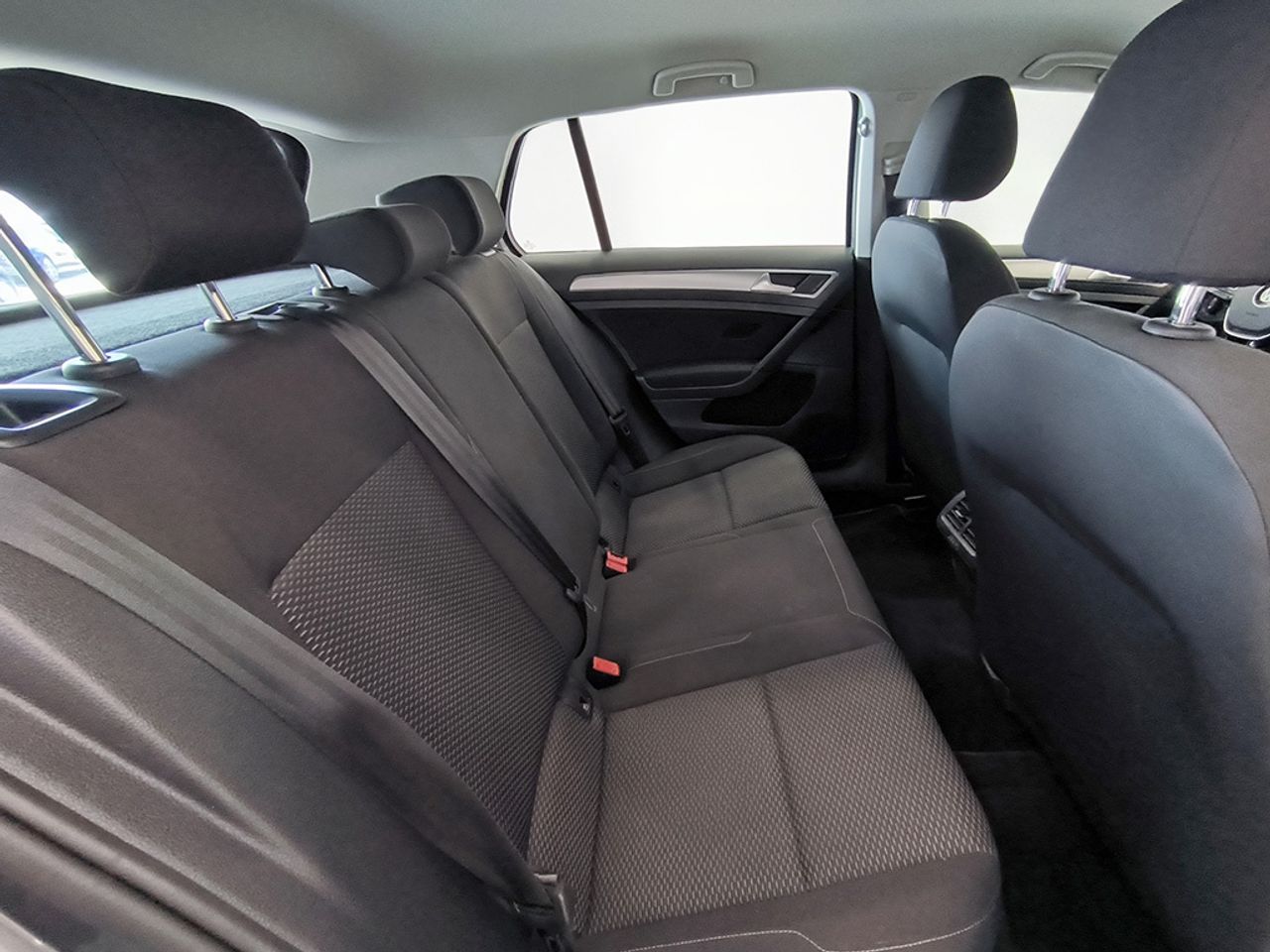 Volkswagen Golf Last Edition 1.6 Tdi 85kw (115cv) - Foto 2