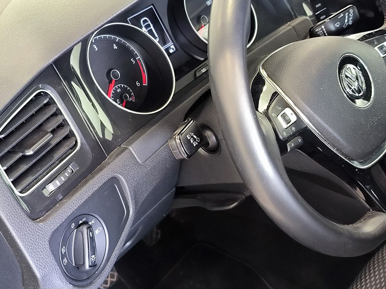 Volkswagen Golf Last Edition 1.6 Tdi 85kw (115cv) - Foto 2