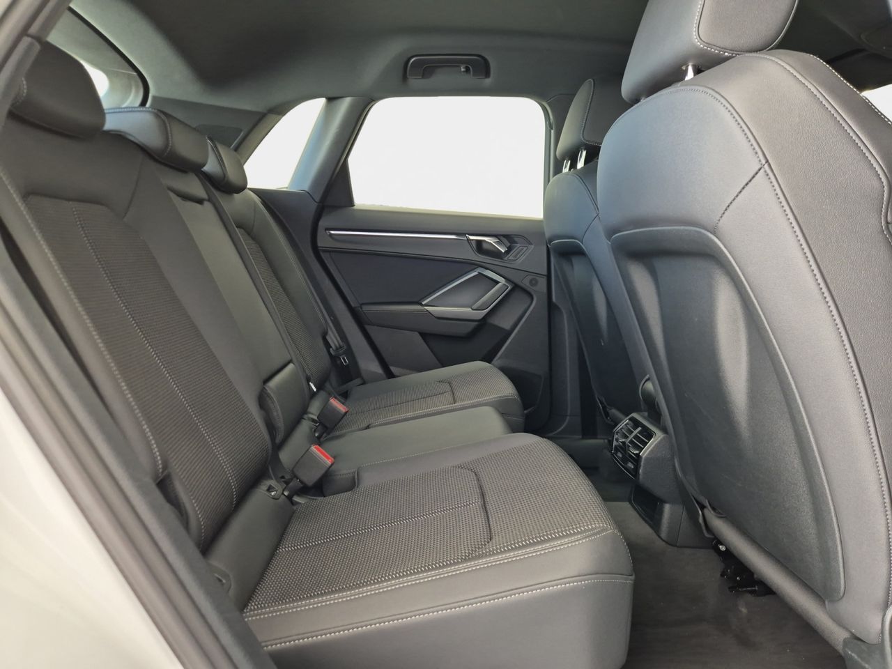 Audi Q3 35 Tfsi 150 Cv Stronic Sline - Foto 2