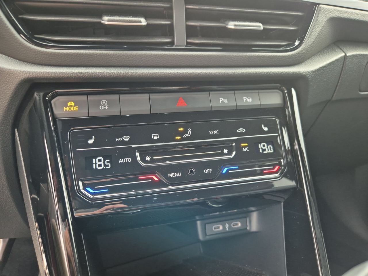 Volkswagen T-roc 1.0 Tsi 115 Cv R-line - Foto 2