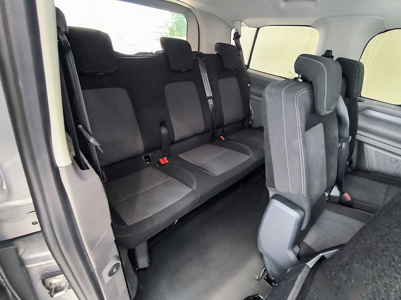 Volkswagen Caravelle B.corta 2.0 Tdi 150 Cv Dsg - Foto 2