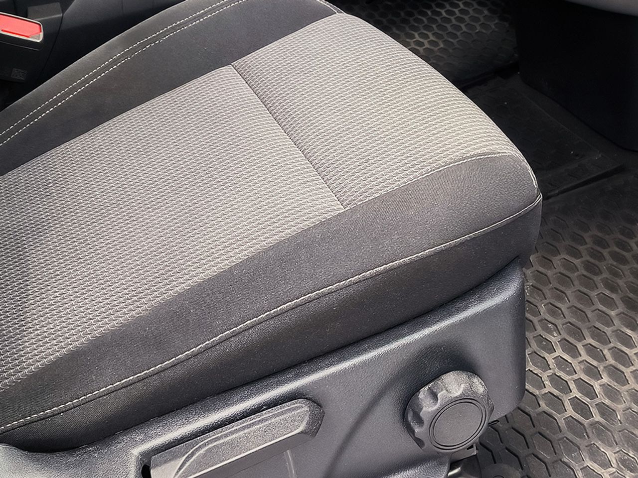 Volkswagen Caravelle B.corta 2.0 Tdi 150 Cv Dsg - Foto 2