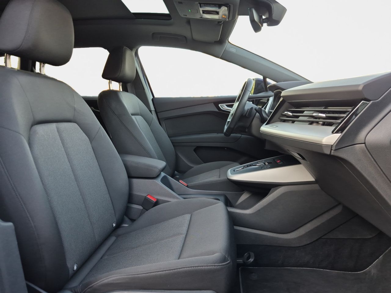 Audi Q4 Etron 82 Kwh Advance - Foto 2
