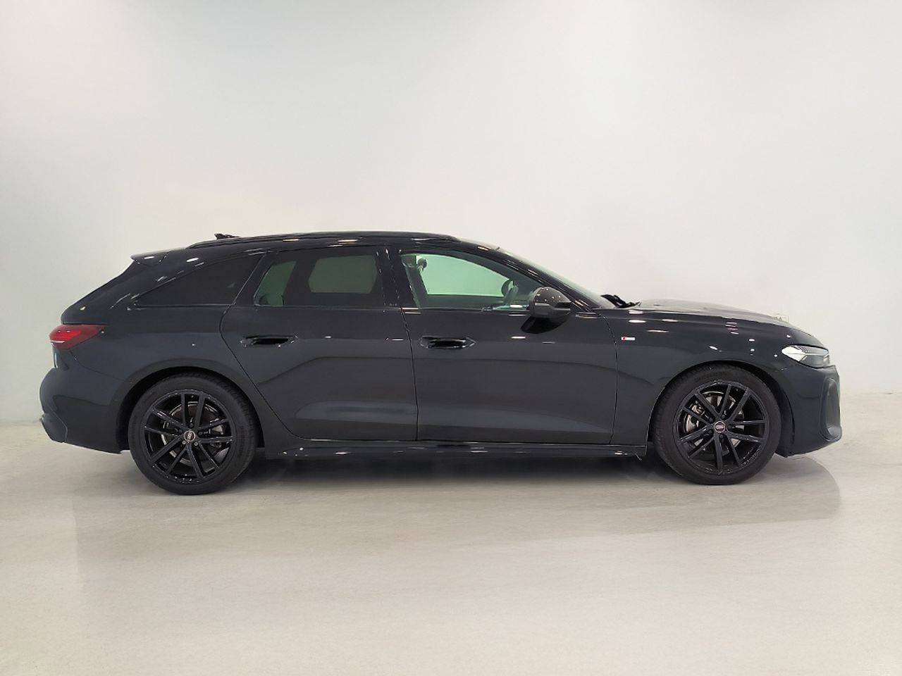 Audi A5 Avant Tfsi 204 Cv Stronic Black Line - Foto 2
