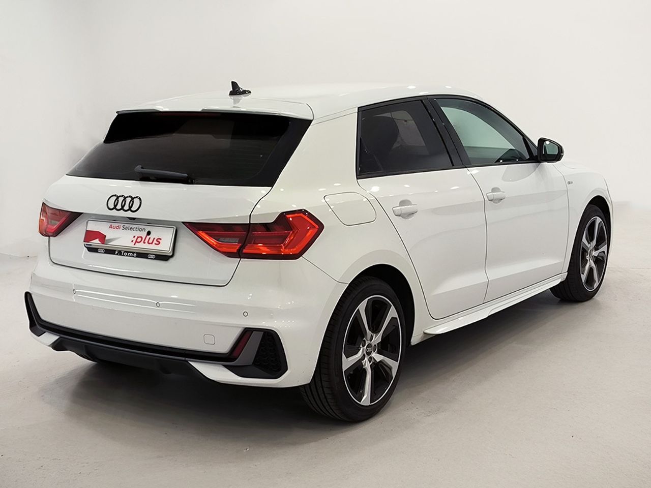 Audi A1 Sb 30 Tfsi 110 Cv Adrenalin - Foto 2