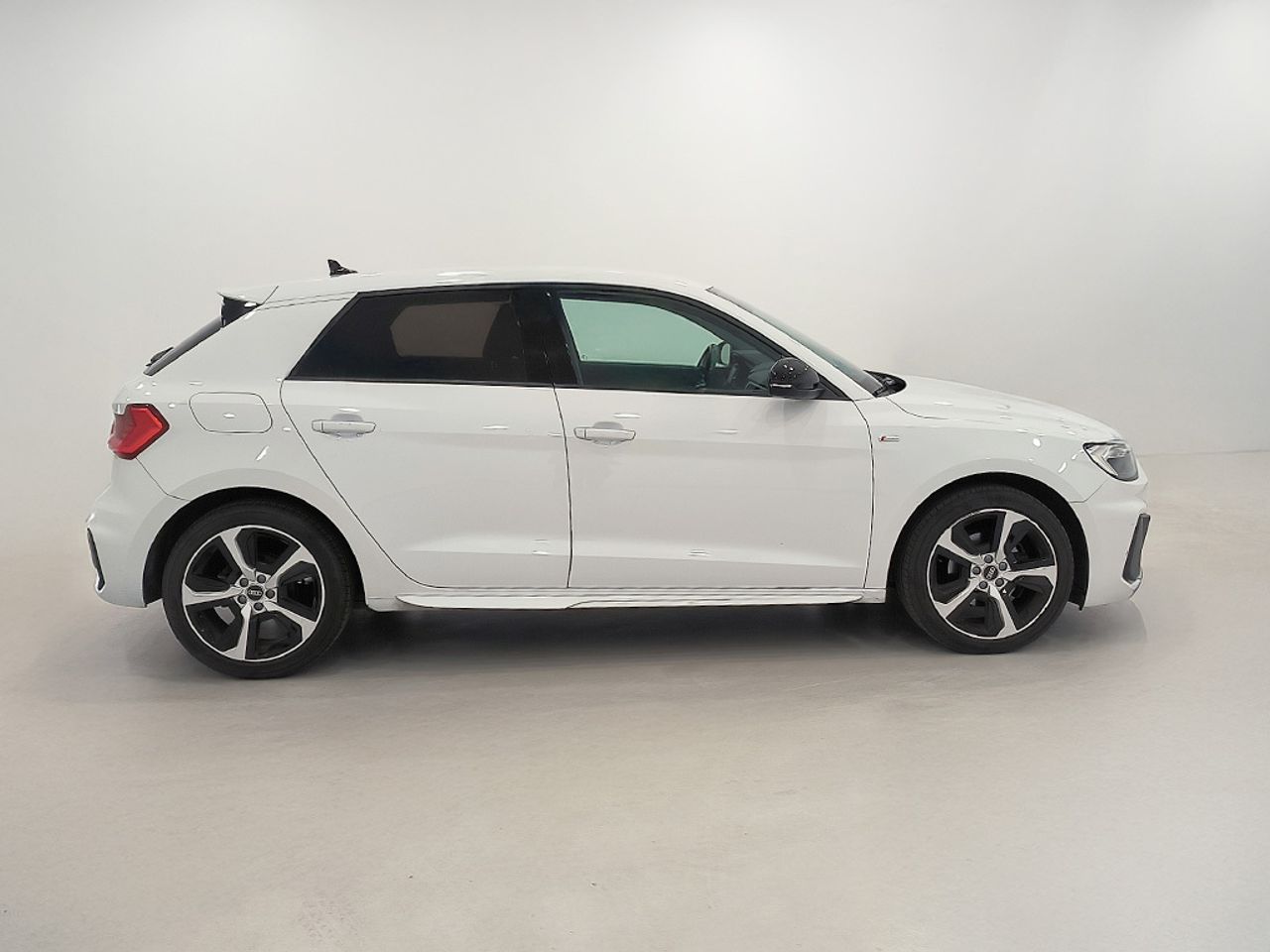 Audi A1 Sb 30 Tfsi 110 Cv Adrenalin - Foto 2