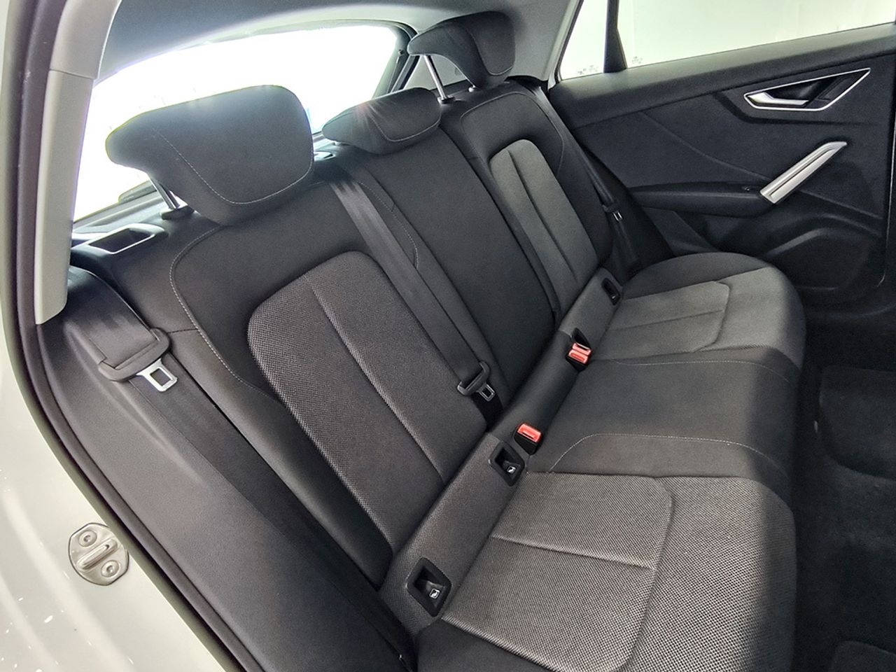 Audi Q2 30 Tdi 116 Cv Stronic Sline - Foto 2