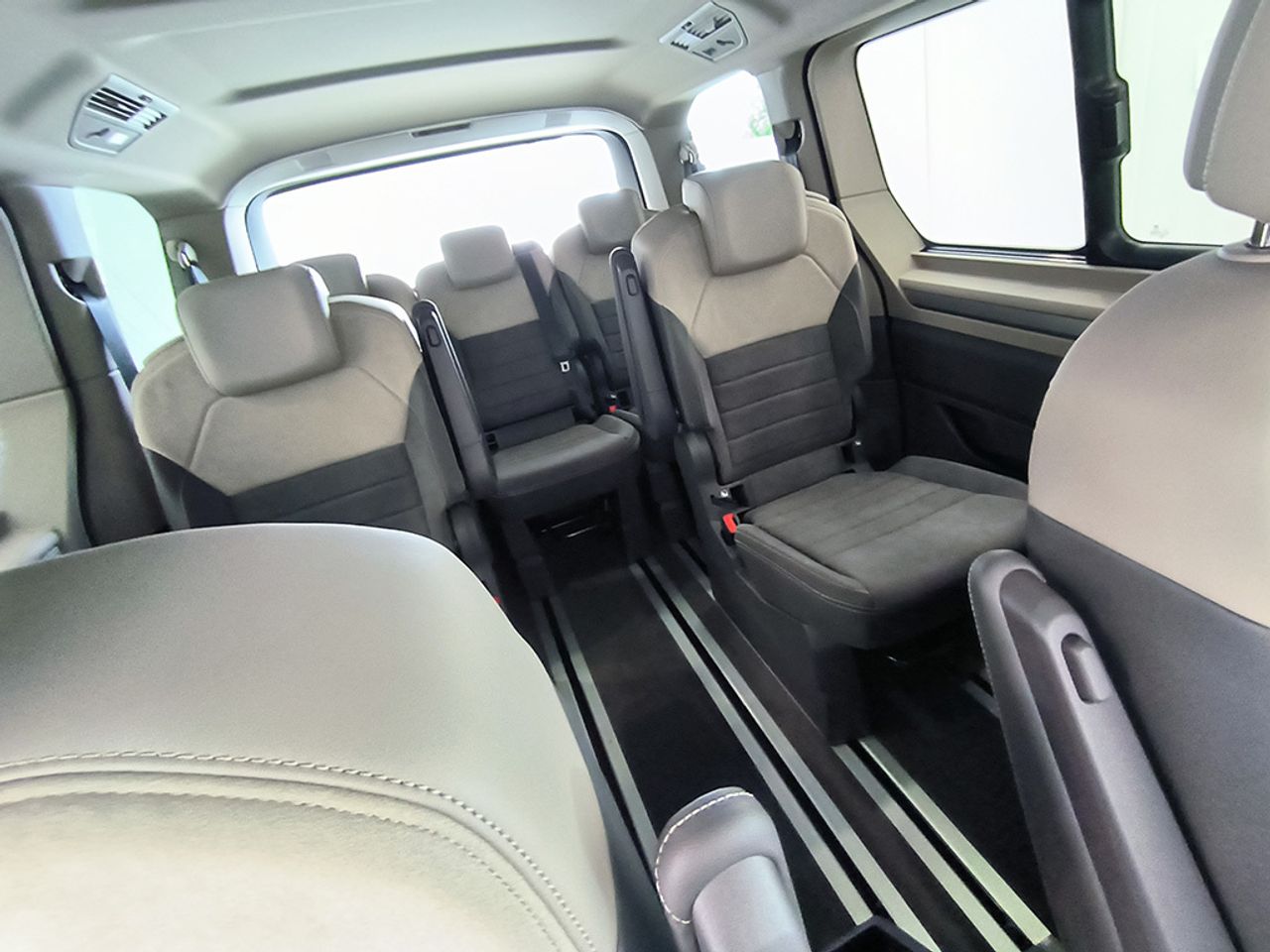 Volkswagen Multivan 2.0 Tdi 150 Cv Dsg Life - Foto 2