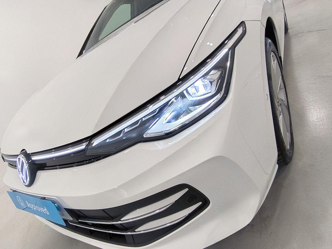Volkswagen Golf Style 1.5 Tsi Ehybrid 110 Kw 150 Cv / 85 Kw 115 Cv Automatico Dsg 6 Vel. - Foto 2