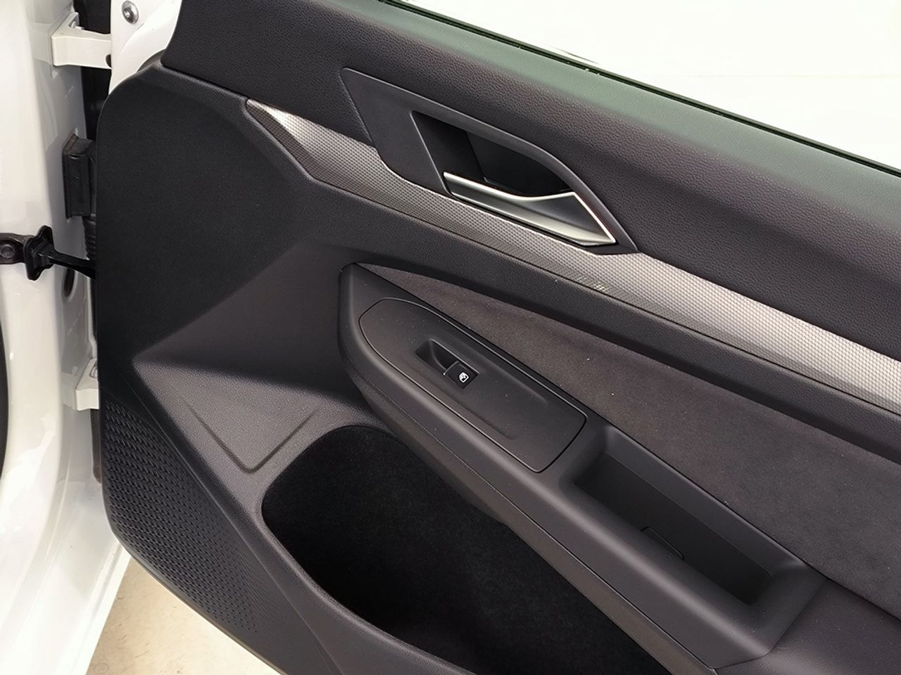 Volkswagen Golf Style 1.5 Tsi Ehybrid 110 Kw 150 Cv / 85 Kw 115 Cv Automatico Dsg 6 Vel. - Foto 2