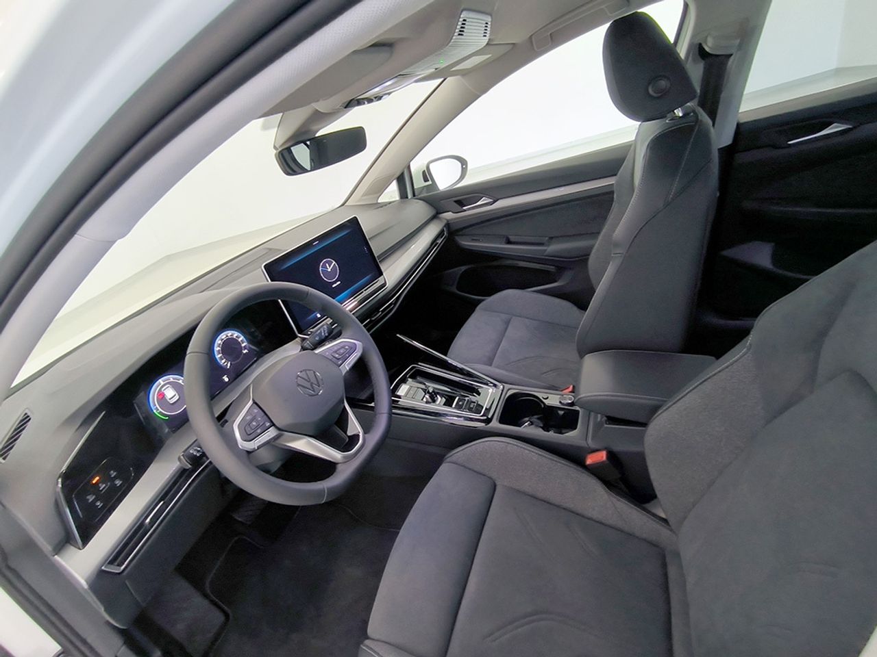 Volkswagen Golf Style 1.5 Tsi Ehybrid 110 Kw 150 Cv / 85 Kw 115 Cv Automatico Dsg 6 Vel. - Foto 2