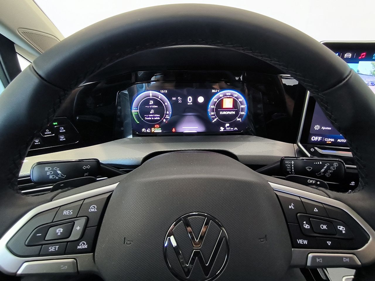Volkswagen Golf Style 1.5 Tsi Ehybrid 110 Kw 150 Cv / 85 Kw 115 Cv Automatico Dsg 6 Vel. - Foto 2