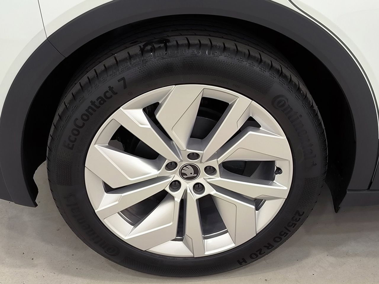 Skoda Elroq 60 63 Kwh Batterie 150 Kw 204 Cv Traccion Tr - Foto 2