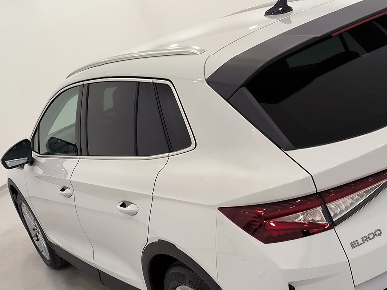 Skoda Elroq 60 63 Kwh Batterie 150 Kw 204 Cv Traccion Tr - Foto 2