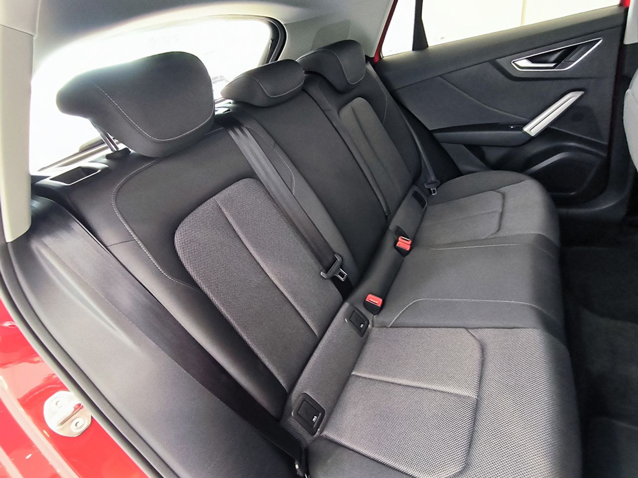 Audi Q2 30 Tdi 116cv Stronic Sline - Foto 2