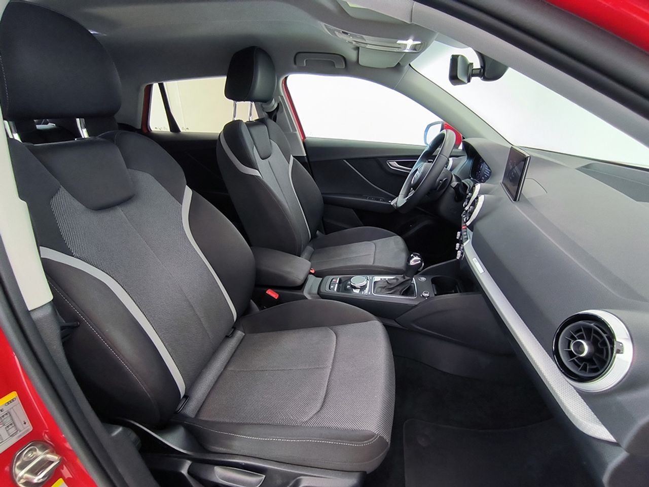 Audi Q2 30 Tdi 116cv Stronic Sline - Foto 2