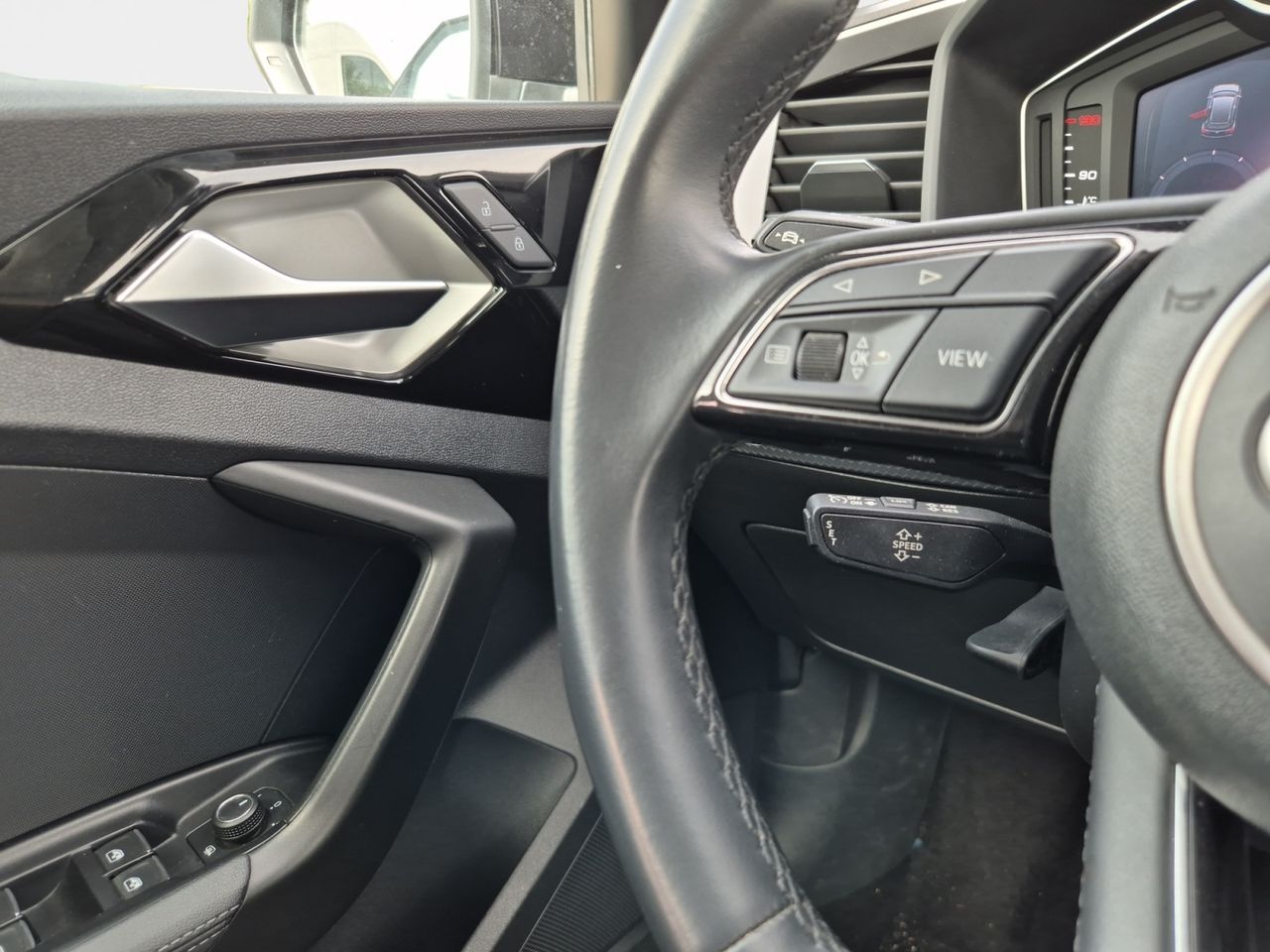 Audi A1 Sb 30 Tfsi 116 Cv Adrenalin - Foto 2