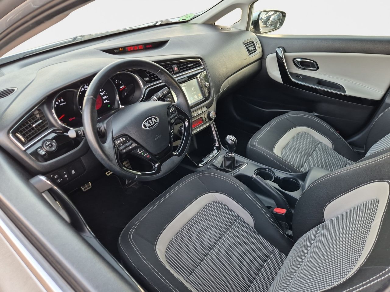 Kia Ceed Cee´d 1.0 Tgdi 120 Cv - Foto 2