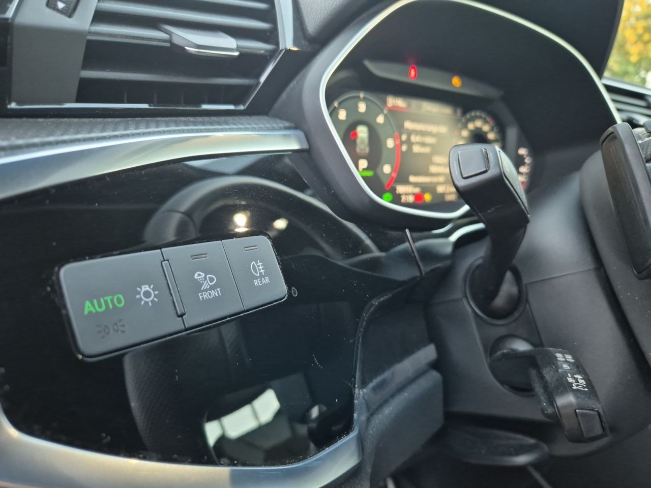 Audi Q3 35 Tdi 150cv Stronic Sline - Foto 2