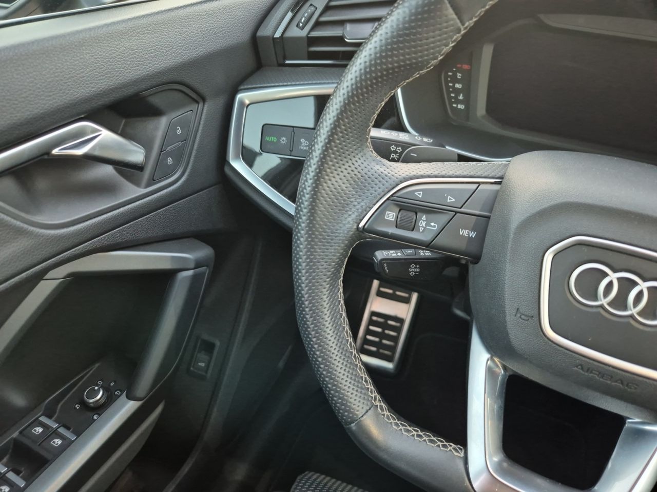 Audi Q3 35 Tdi 150cv Stronic Sline - Foto 2