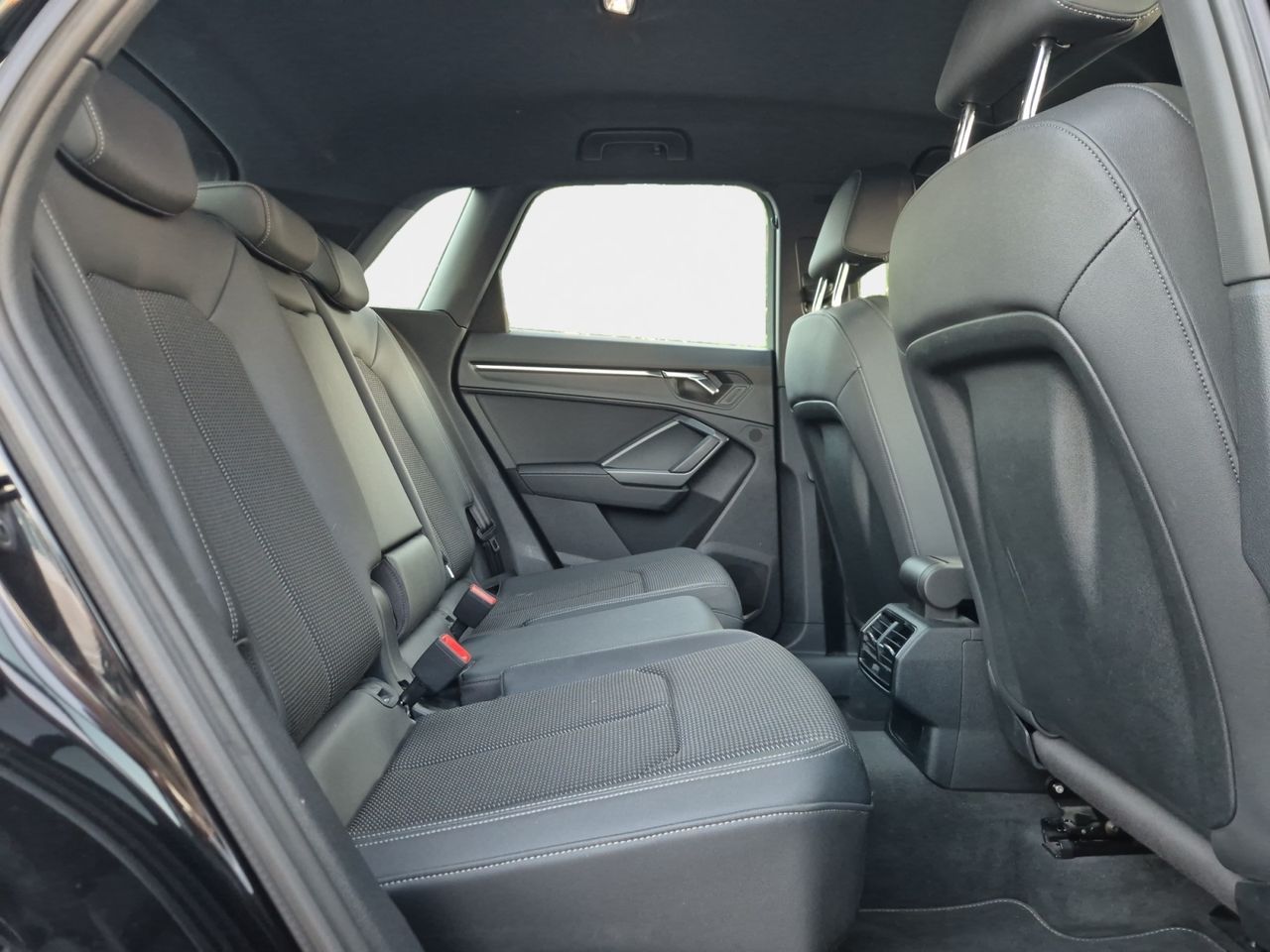 Audi Q3 35 Tdi 150cv Stronic Sline - Foto 2