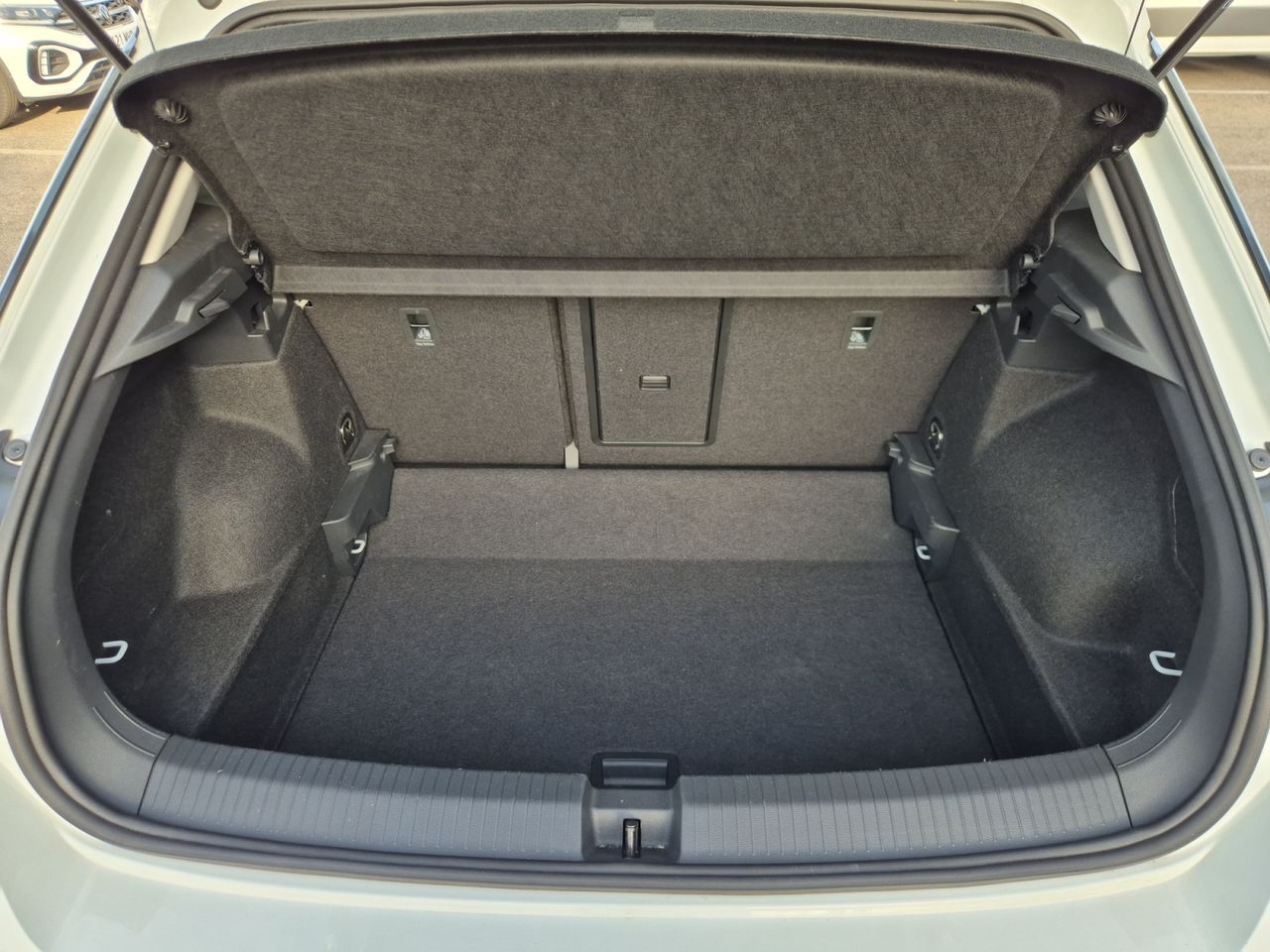 Volkswagen T-roc 2.0 Tdi 115 Cv Life - Foto 2
