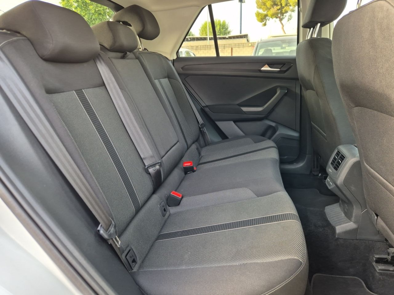 Volkswagen T-roc 2.0 Tdi 115 Cv Life - Foto 2