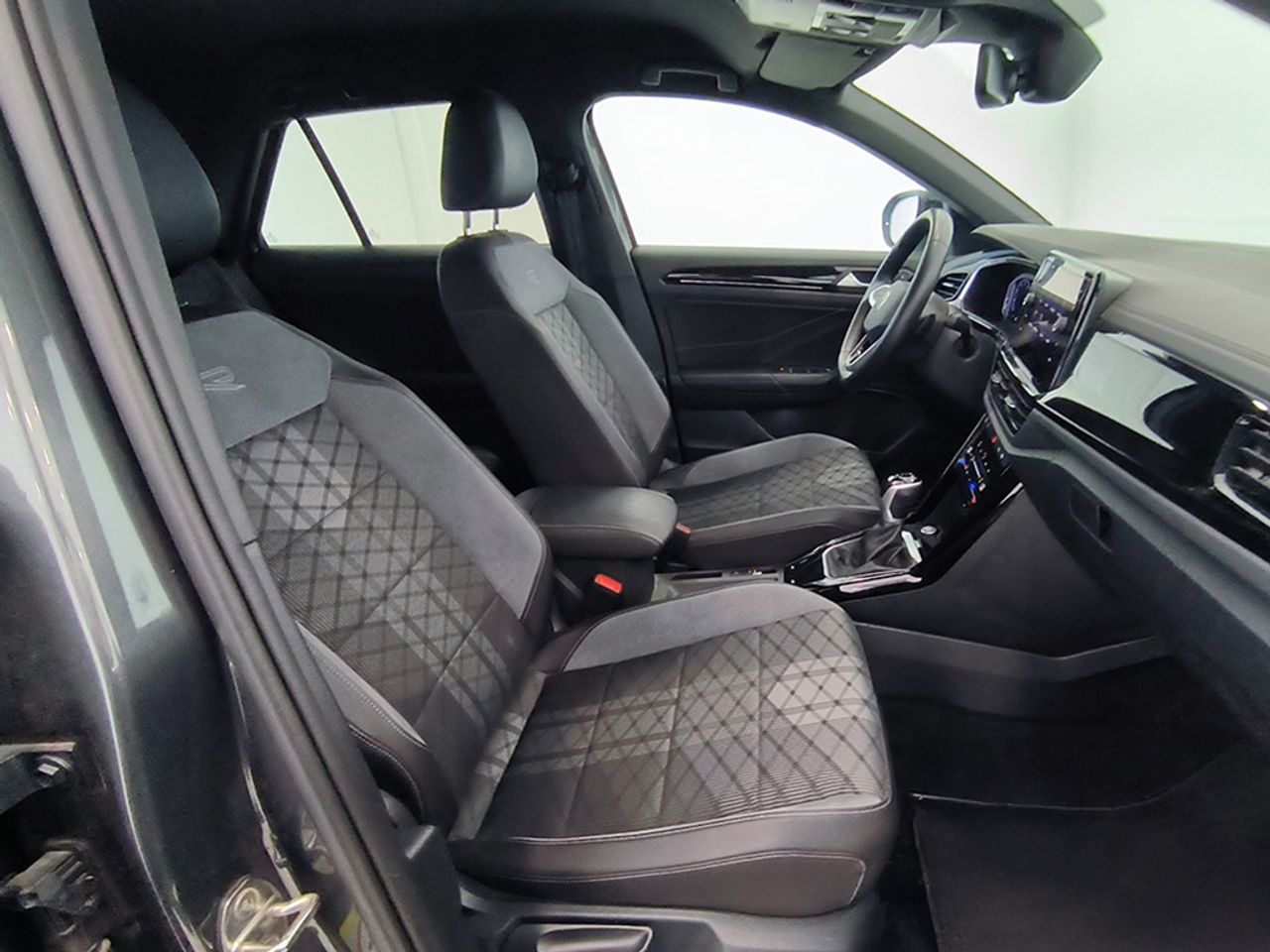 Volkswagen T-roc R-line 1.5 Tsi 110kw (150cv) Dsg - Foto 2