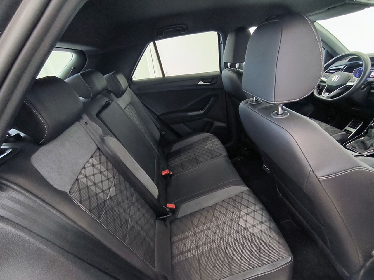 Volkswagen T-roc R-line 1.5 Tsi 110kw (150cv) Dsg - Foto 2