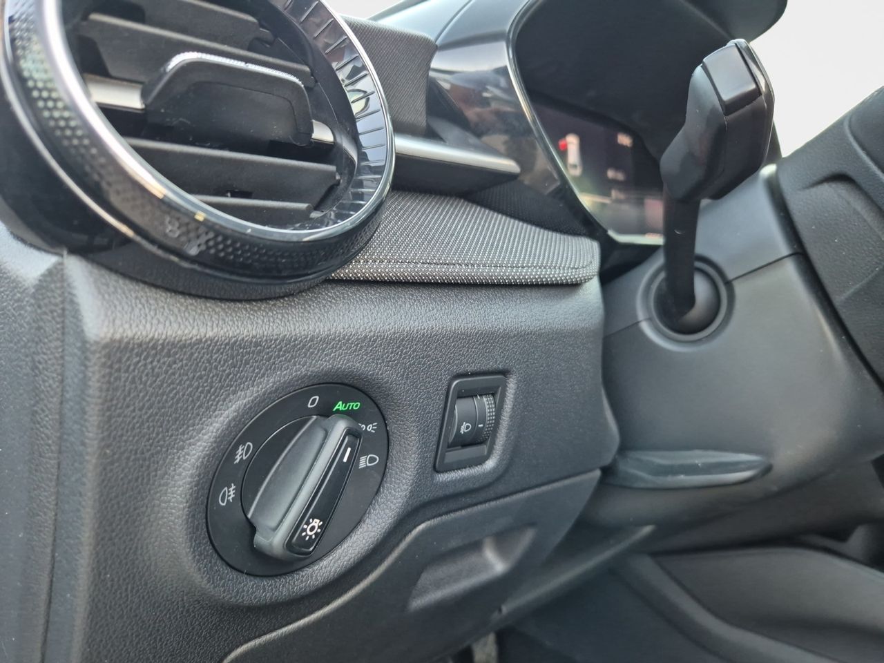 Skoda Fabia 1.0 Tsi 95 Cv Selection - Foto 2