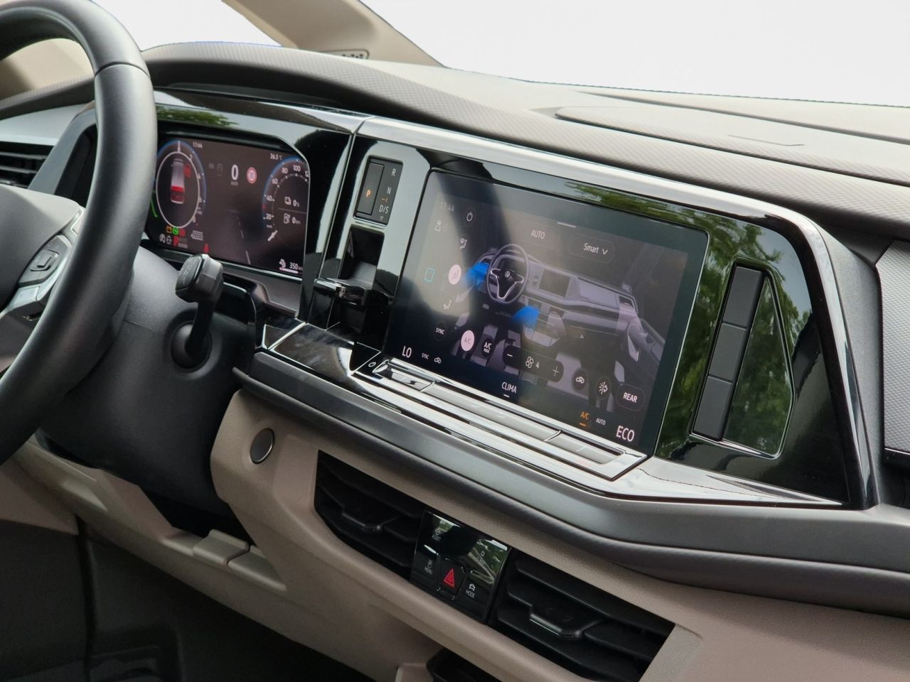 Volkswagen Multivan 1.5 Tsi Ehybrid 245 Cv Dsg 4 Motion - Foto 2