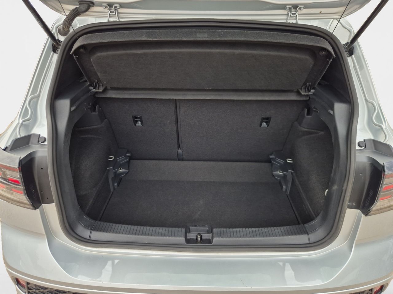 Volkswagen T-cross 1.0 Tsi 115cv R-line - Foto 2