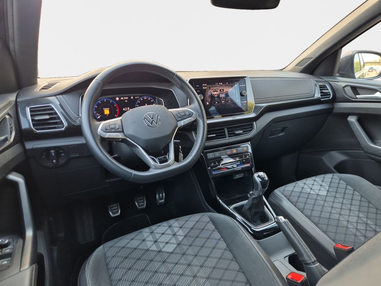 Volkswagen T-cross 1.0 Tsi 115cv R-line - Foto 2