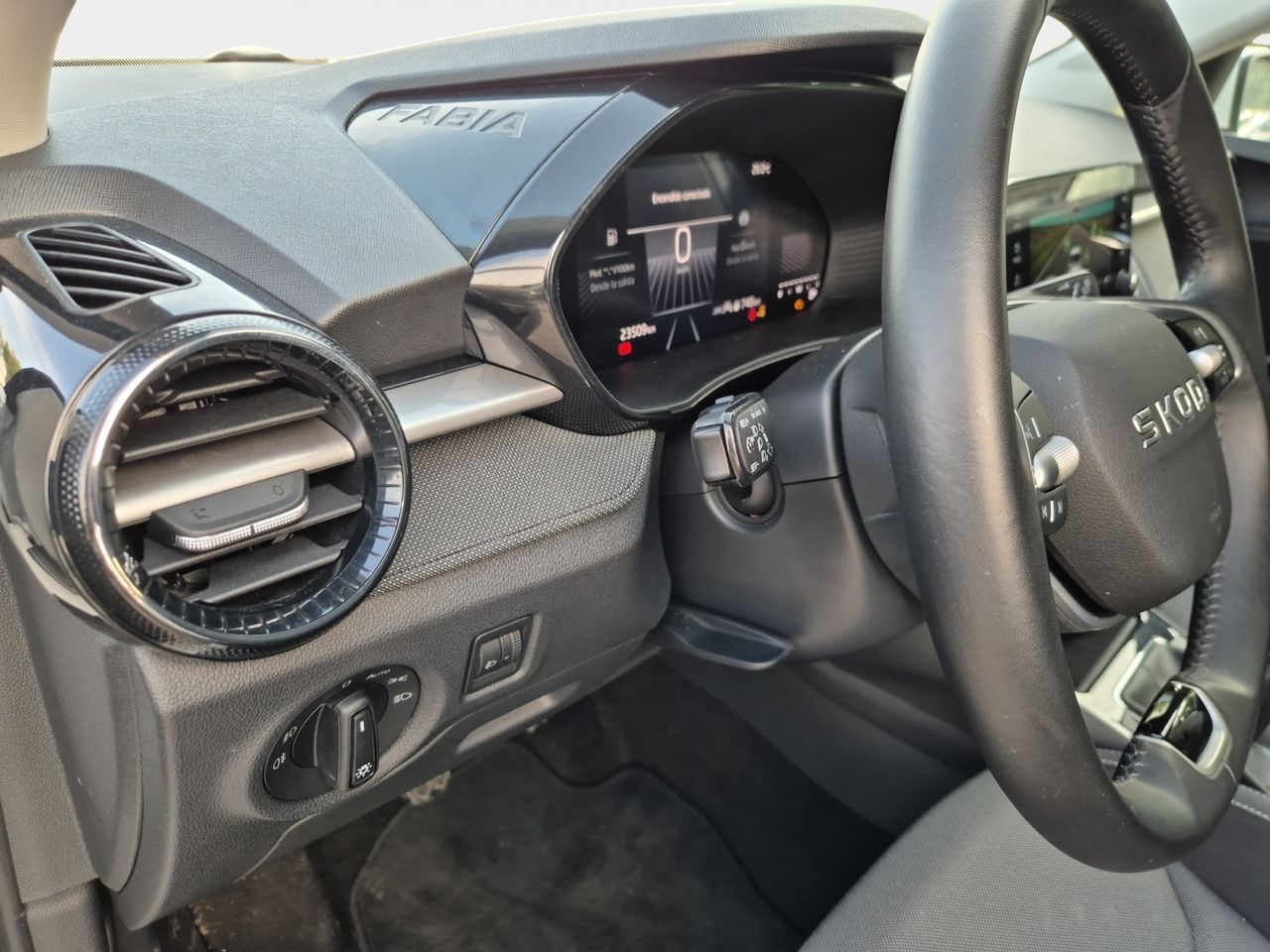 Skoda Fabia 1.0 Tsi 95 Cv Selection - Foto 2
