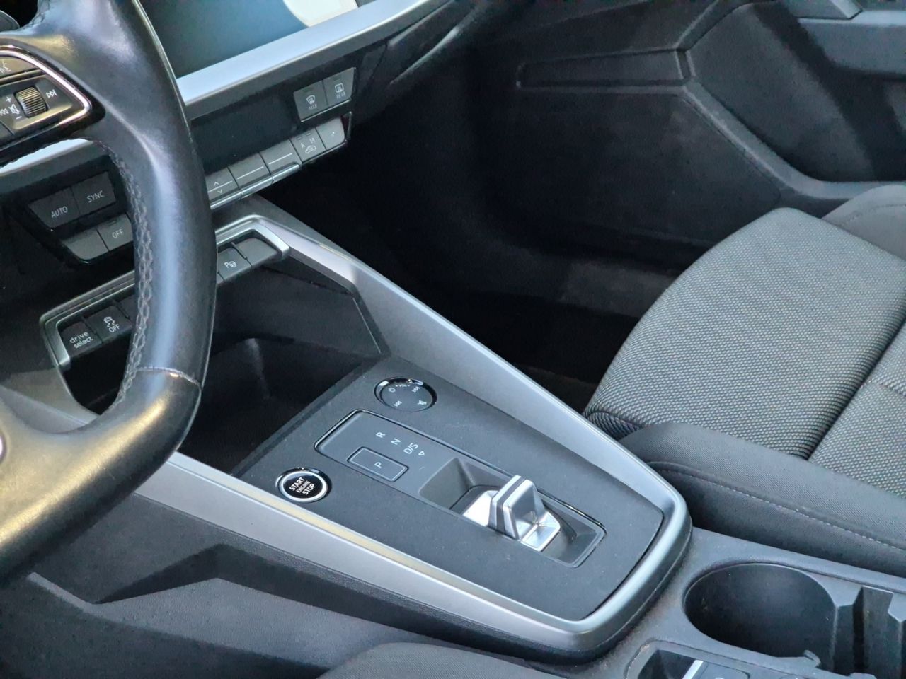 Audi A3 Sedan 35 Tdi 150 Cv Stronic Black Line - Foto 2