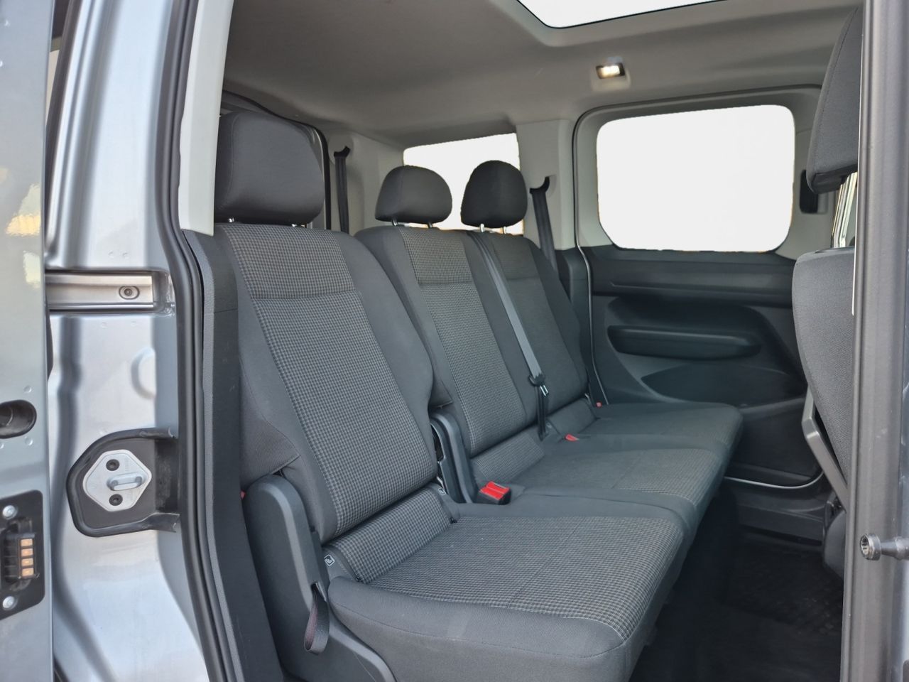 Volkswagen Caddy 2.0 Tdi 102 Cv Outdoor - Foto 2