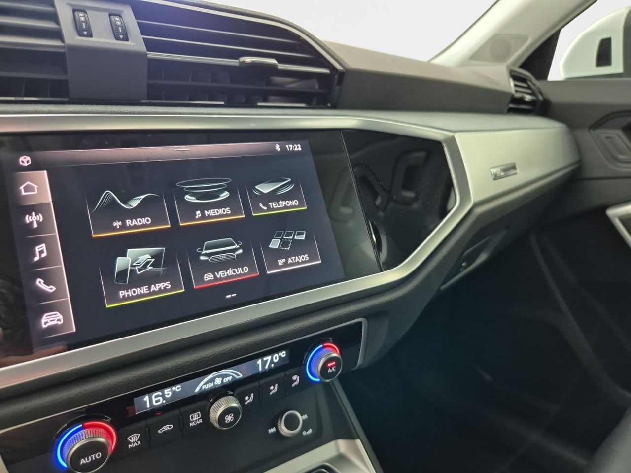 Audi Q3 35 Tfsi 150 Cv Advance - Foto 2