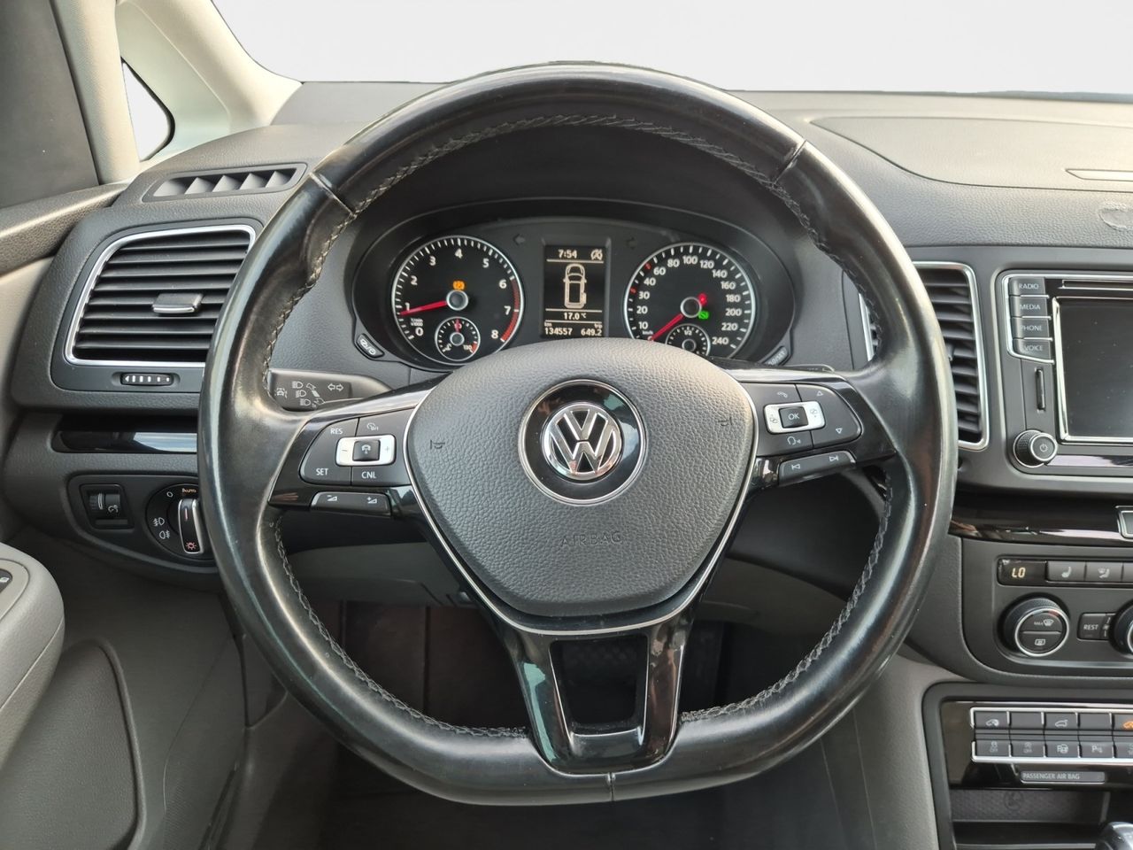 Volkswagen Sharan 2.0 Tsi 220 Cv Dsg - Foto 2