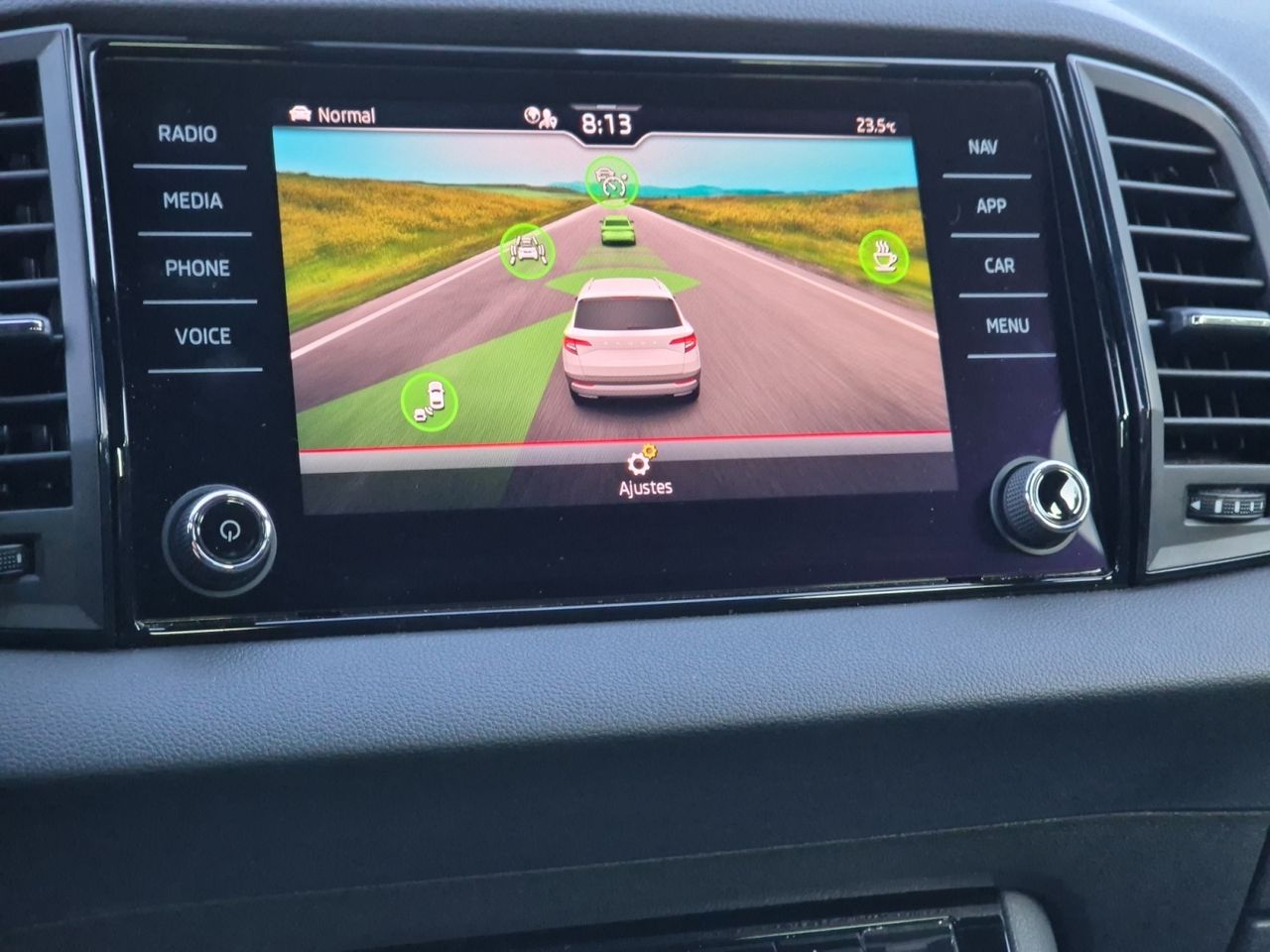 Skoda Karoq 2.0 Tdi 150 Cv Dsg 4x4 Sportline - Foto 2