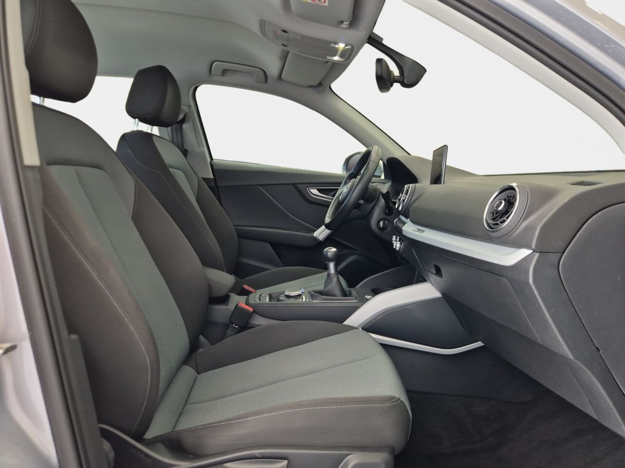 Audi Q2 30 Tfsi 116 Cv Design - Foto 2