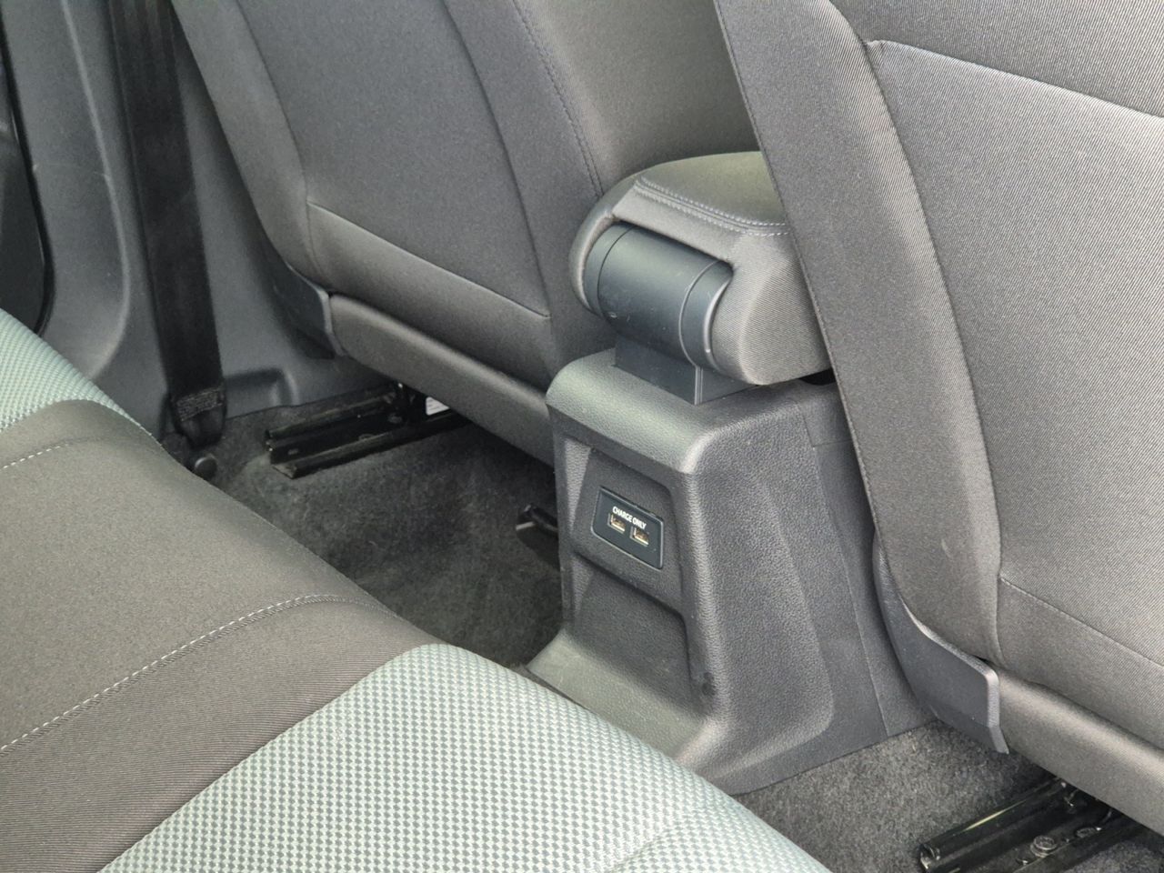 Audi Q2 30 Tfsi 116 Cv Design - Foto 2