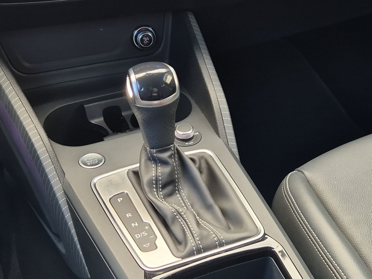 Audi Q2 35 Tdi 150 Cv Stronic Adrenalin - Foto 2