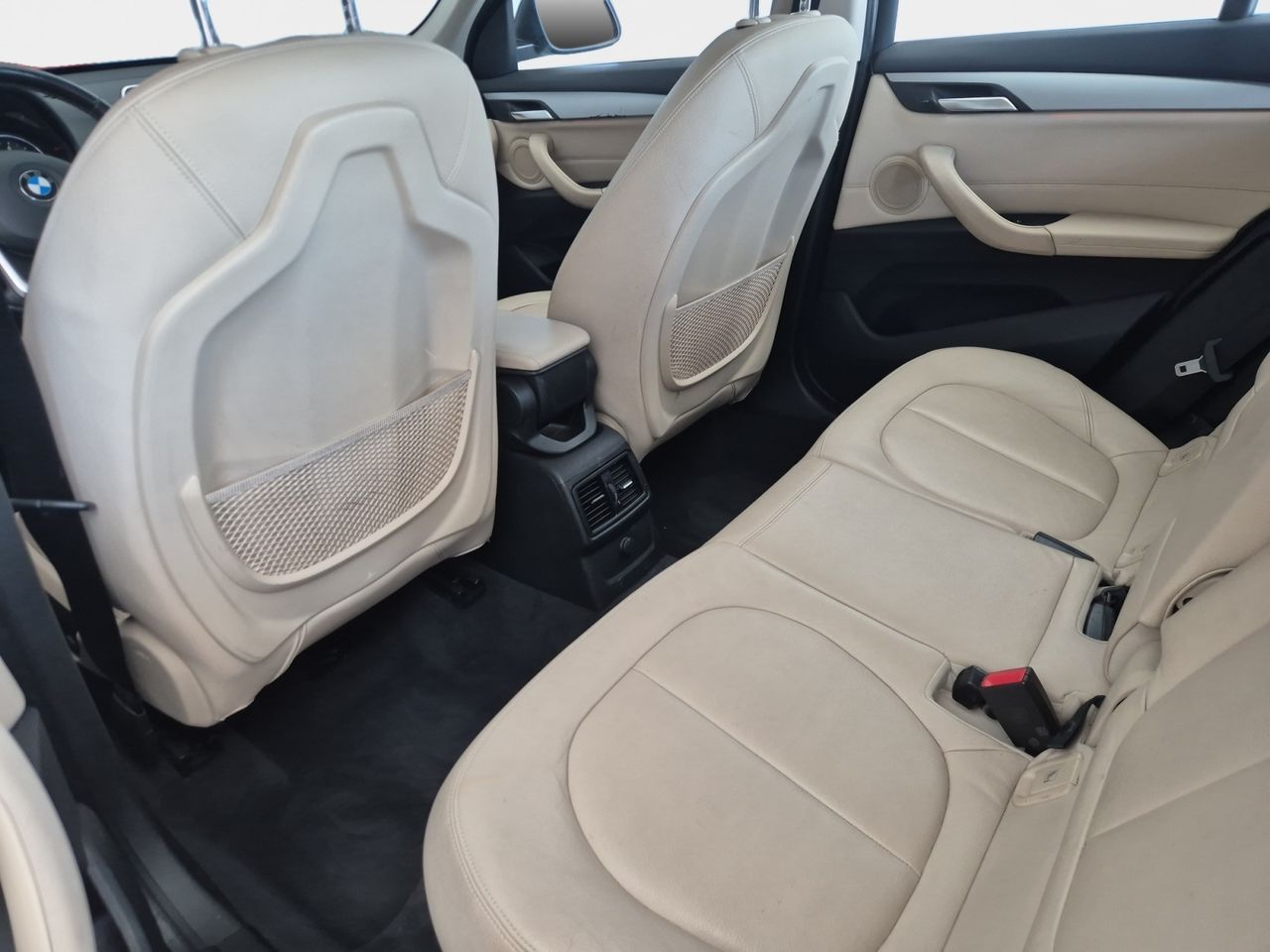 Bmw X1 Sdrive 18i 130 Cv Automatico - Foto 2