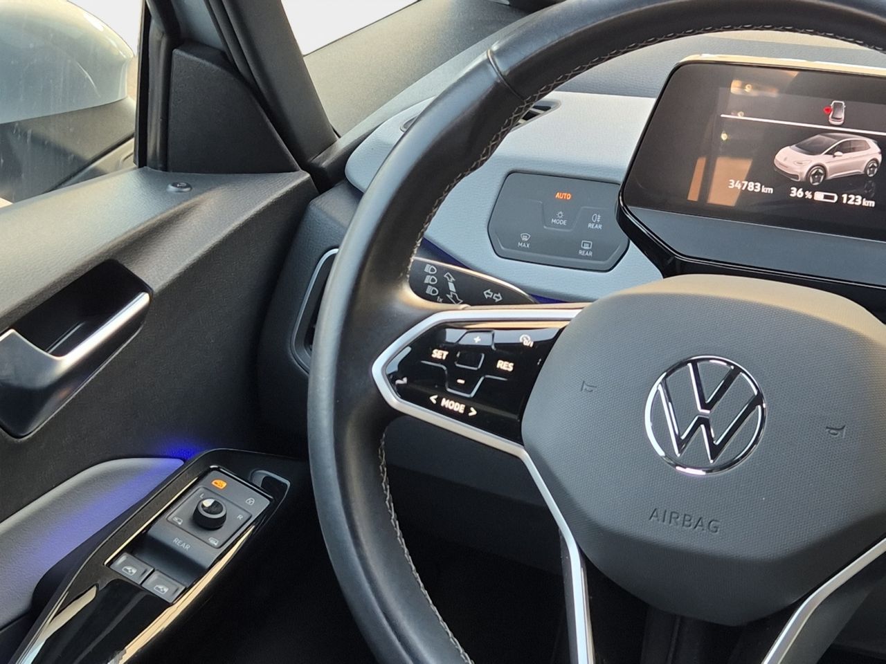 Volkswagen Id.3 Life 150 Kw 204 Cv 58 Kwh - Foto 2