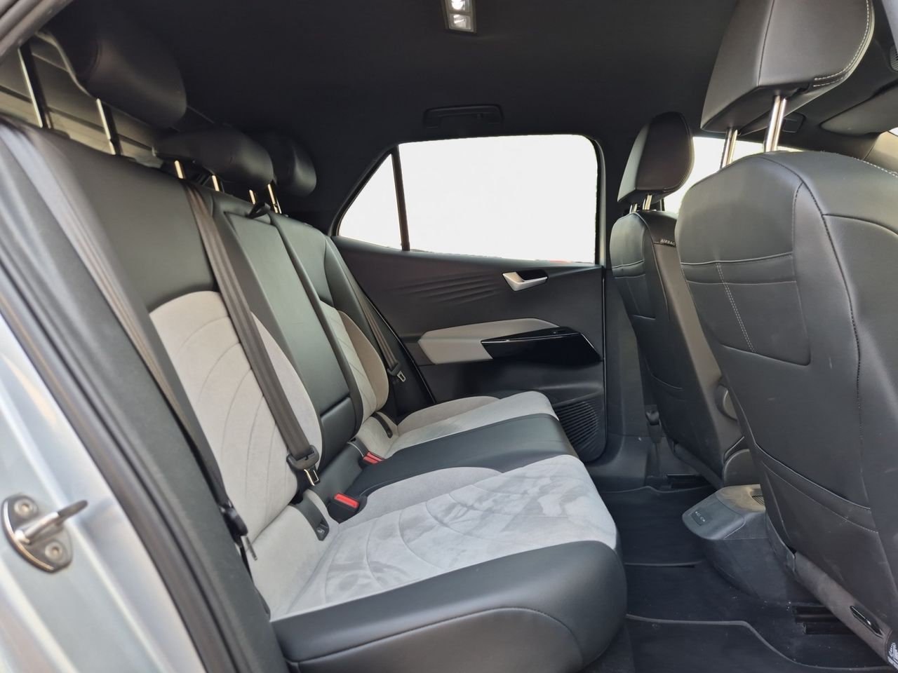 Volkswagen Id.3 Life 150 Kw 204 Cv 58 Kwh - Foto 2