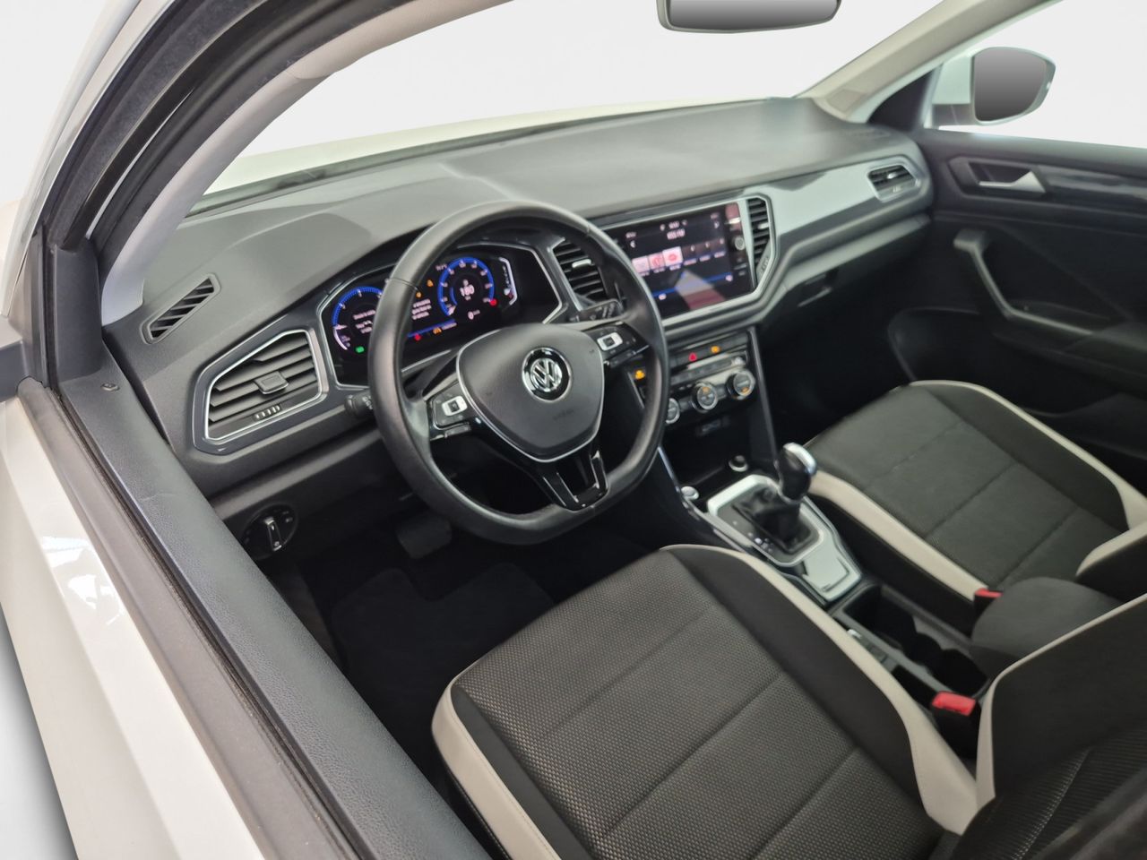 Volkswagen T-roc 2.0 Tdi 150 Cv Dsg Sport - Foto 2