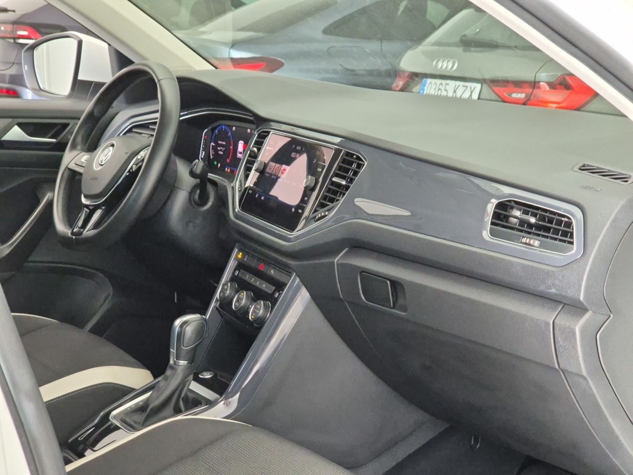 Volkswagen T-roc 2.0 Tdi 150 Cv Dsg Sport - Foto 2