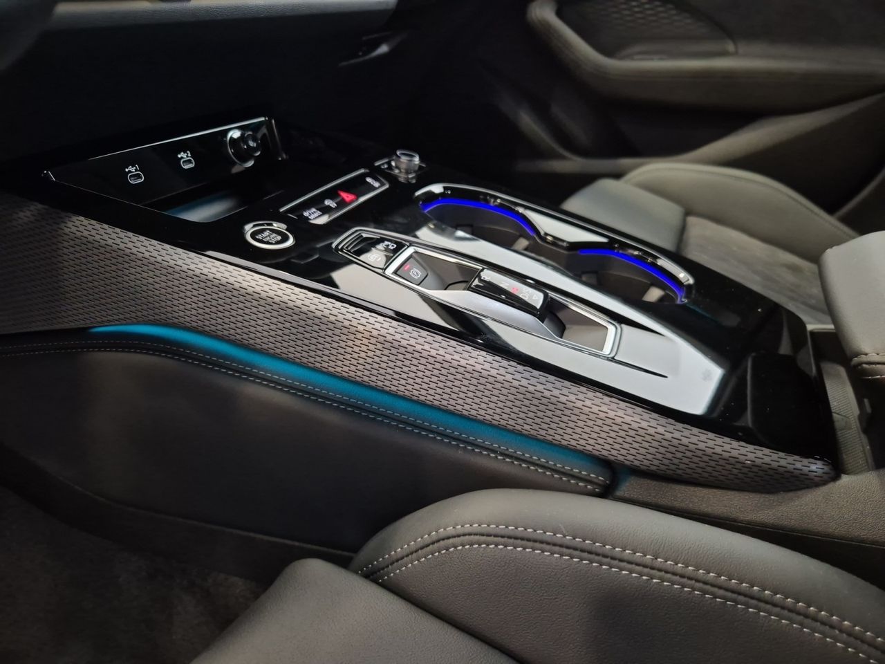 Audi A5 Sedan E-hybrid 299 Cv Quattro Stronic Black Lin - Foto 2