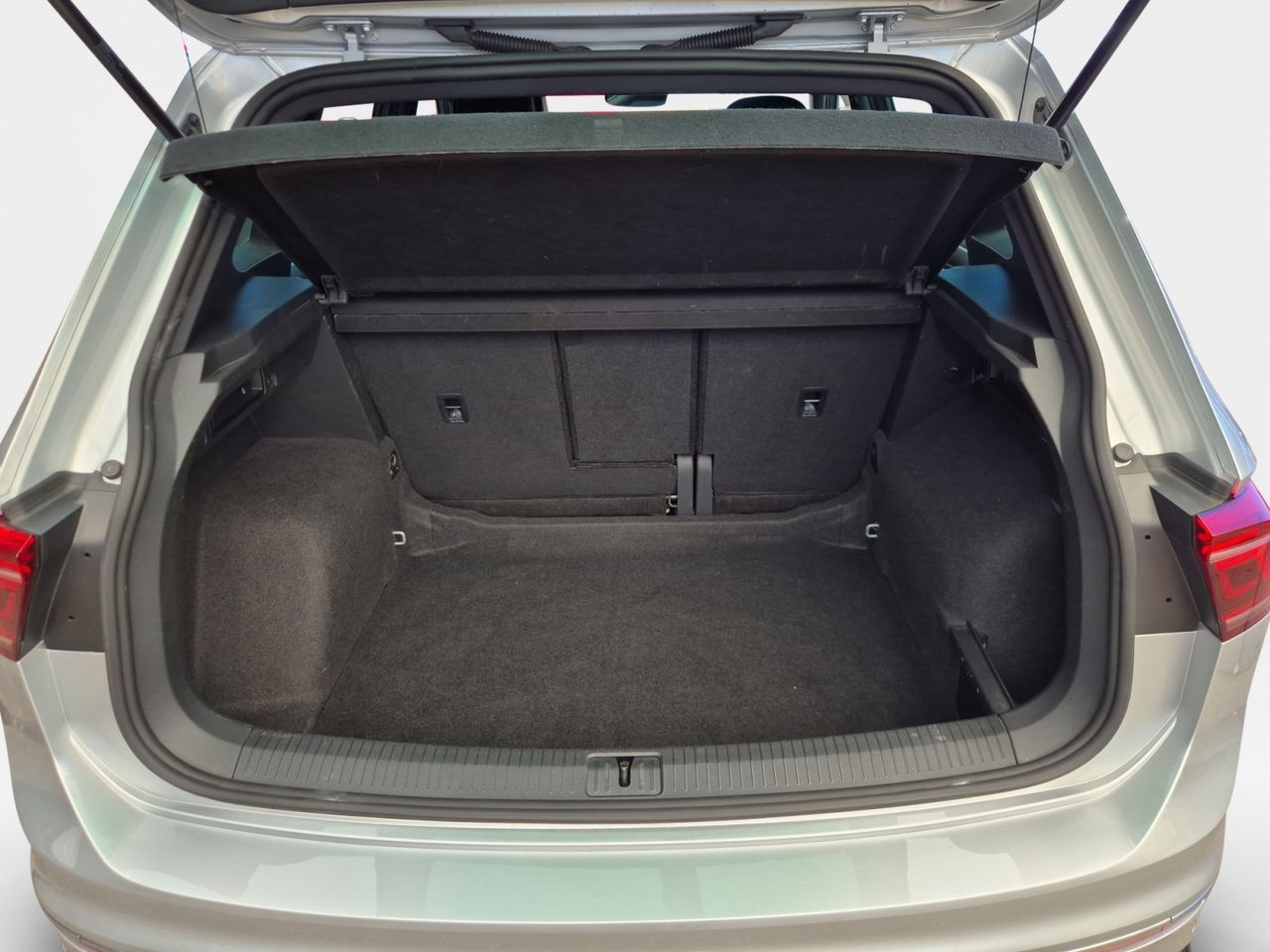 Volkswagen Tiguan 2.0 Tdi 150 Cv Dsg R-line - Foto 2
